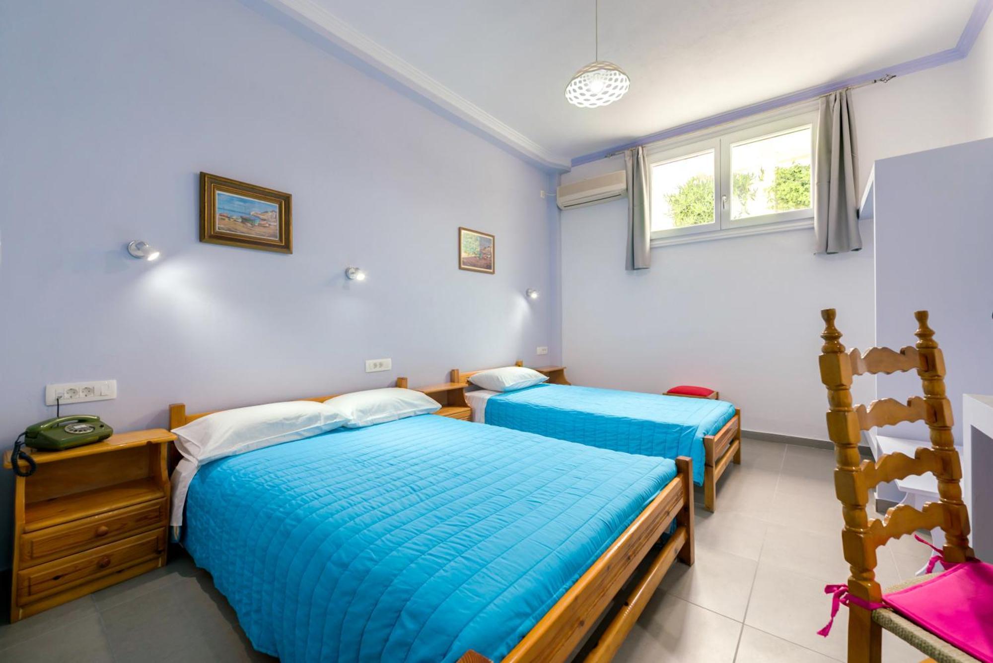 Akis Hotel Kamari  Exterior photo